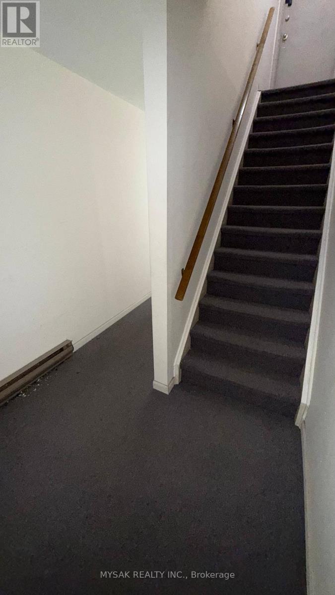 1626 Weston Road, Toronto, Ontario  M9N 1T9 - Photo 5 - W12193147