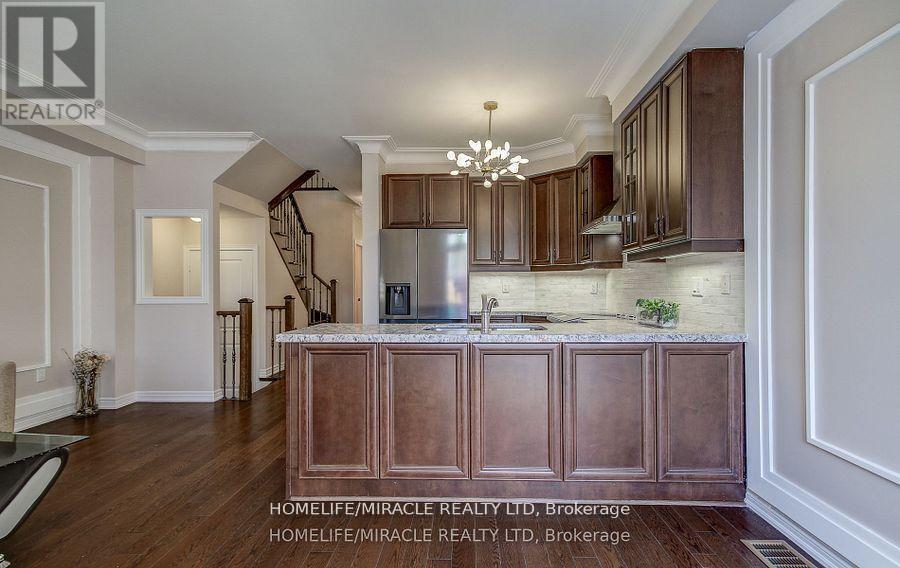 33 Morra Avenue, Caledon, Ontario  L7E 4K6 - Photo 16 - W12193152