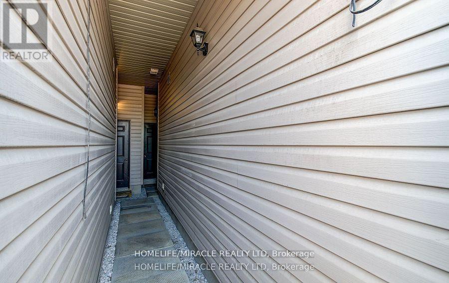 33 Morra Avenue, Caledon, Ontario  L7E 4K6 - Photo 40 - W12193152