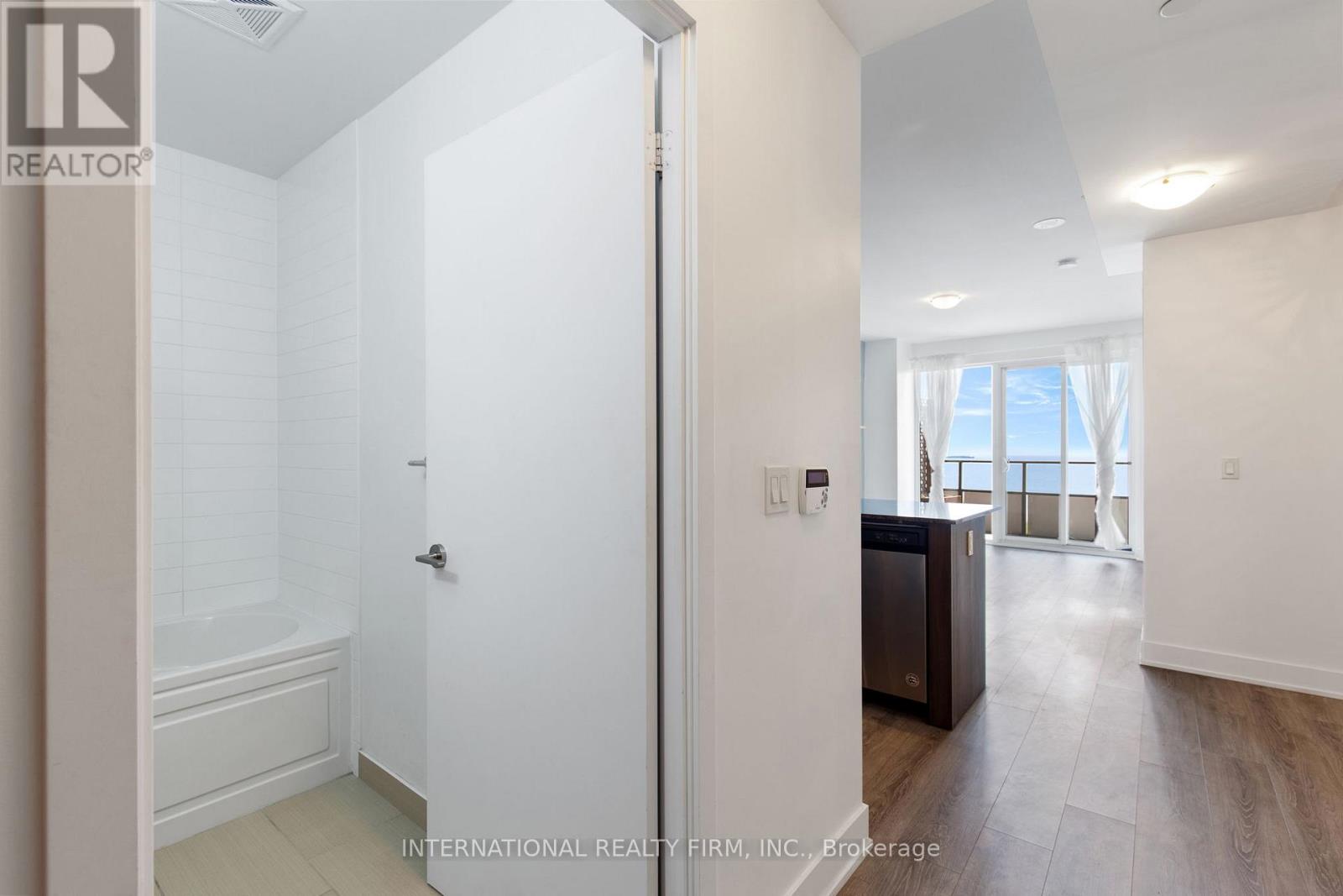1409 - 20 Shore Breeze Drive, Toronto (Mimico), Ontario  M8V 0C7 - Photo 11 - W12193192
