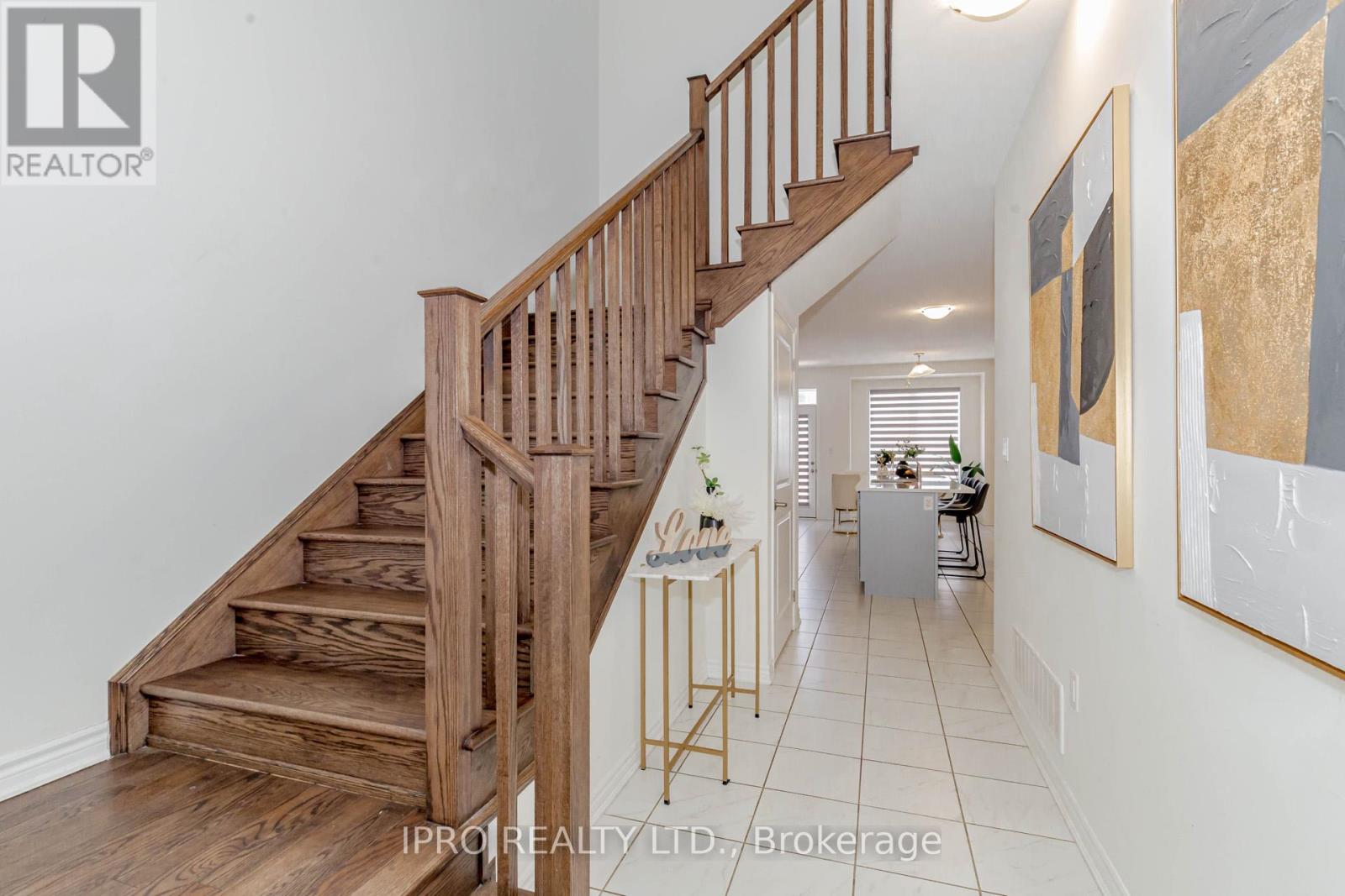 98 Eberly Woods Drive, Caledon, Ontario  L7C 0Y9 - Photo 5 - W12193241