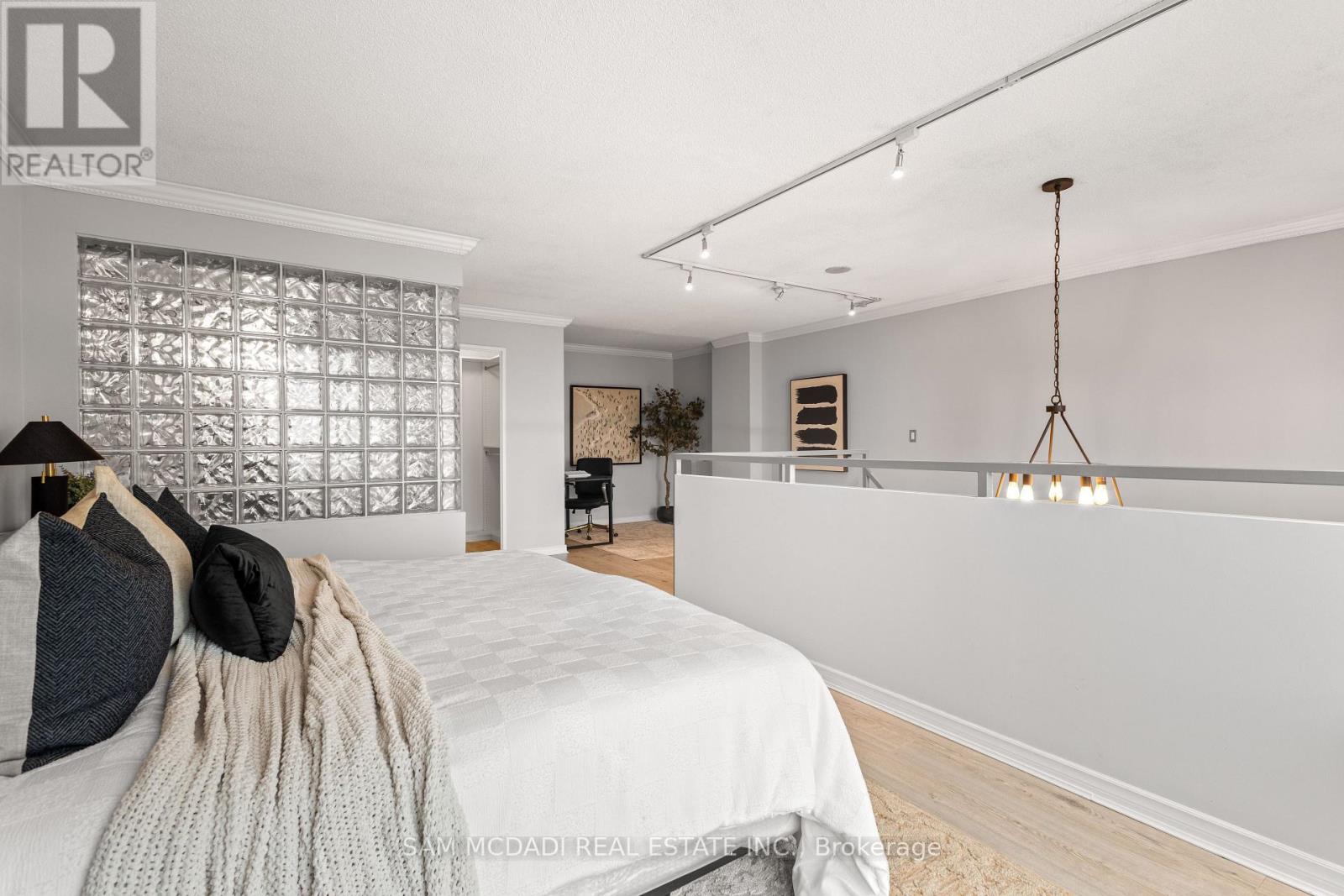 Ph837 - 250 Manitoba Street, Toronto, Ontario  M8Y 4G8 - Photo 27 - W12193257