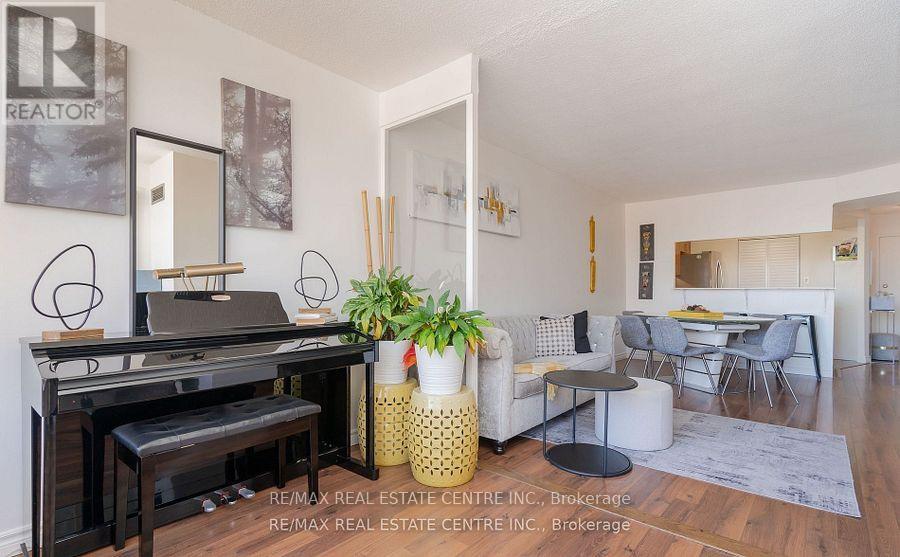 2007 - 3605 Kariya Drive, Mississauga (City Centre), Ontario  L5B 3J4 - Photo 17 - W12193275
