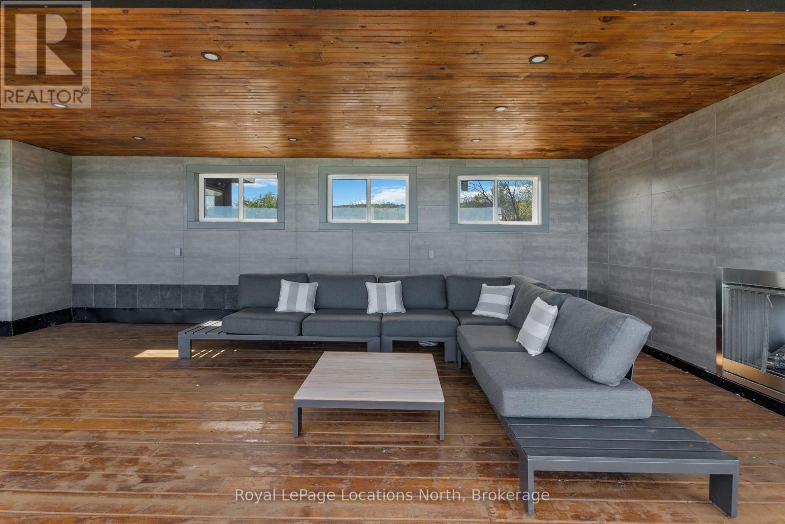 209713 26 Highway, Blue Mountains, Ontario  L9V 0T7 - Photo 29 - X12156491
