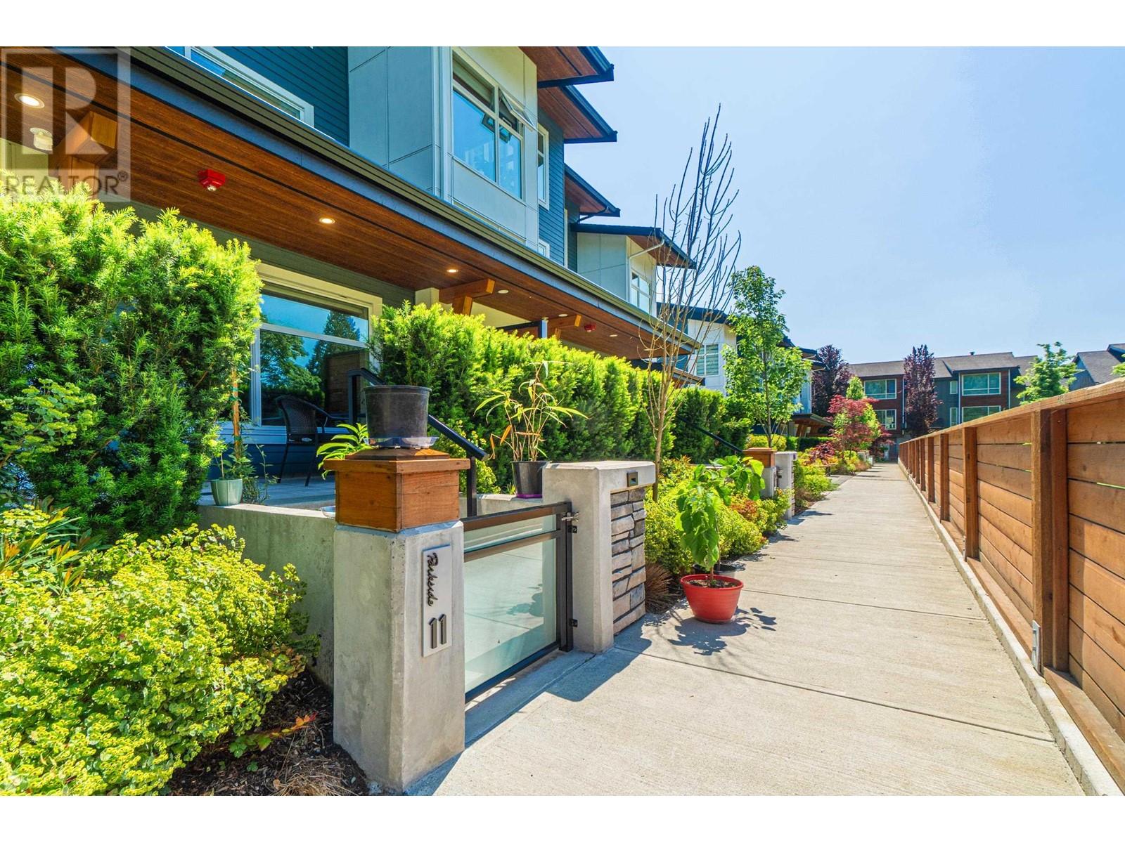 11 933 Premier Street, North Vancouver, British Columbia  V7J 2G7 - Photo 6 - R3009941