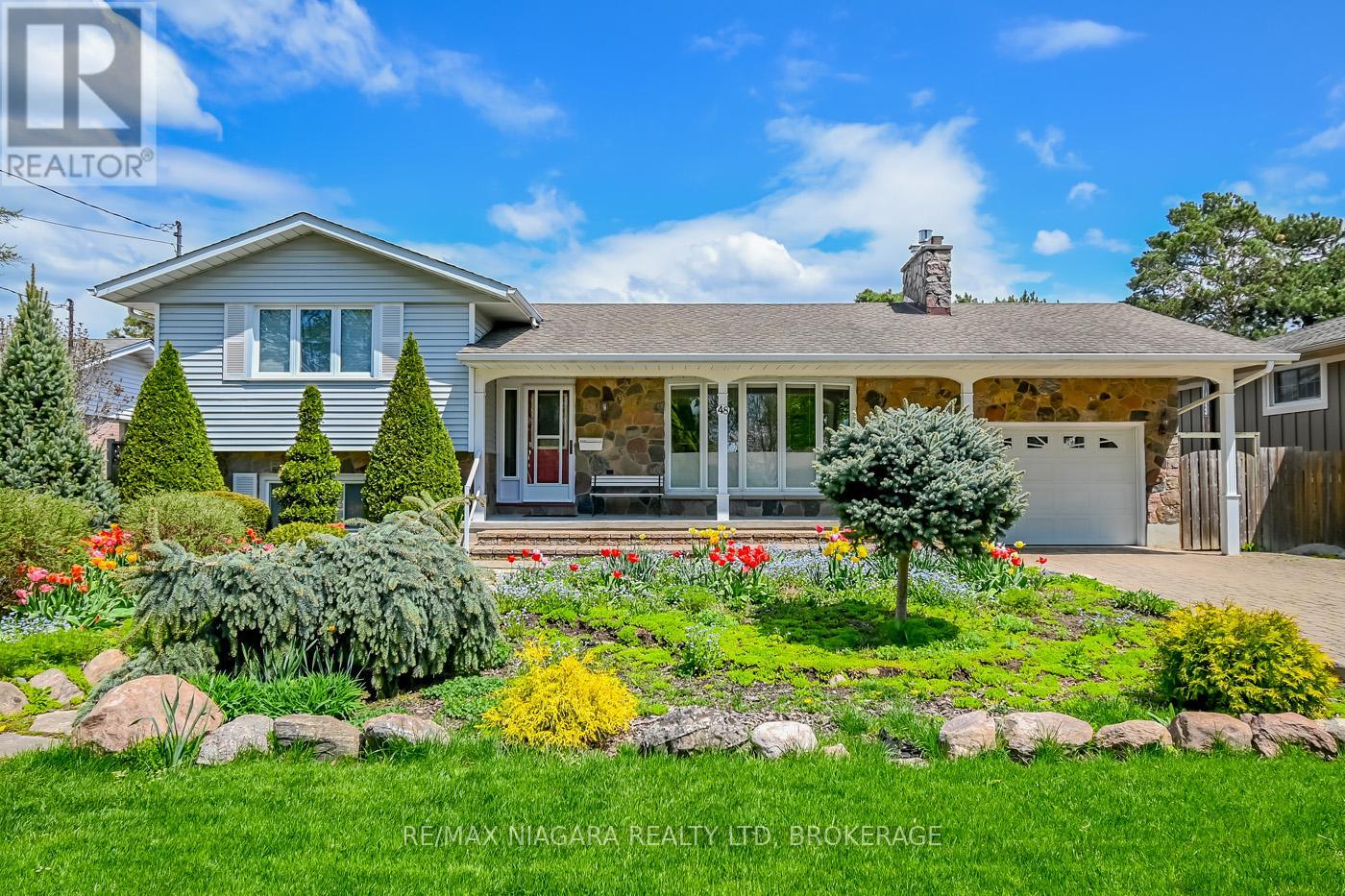 48 Lockview Crescent, St. Catharines, Ontario  L2M 2T3 - Photo 1 - X12193310