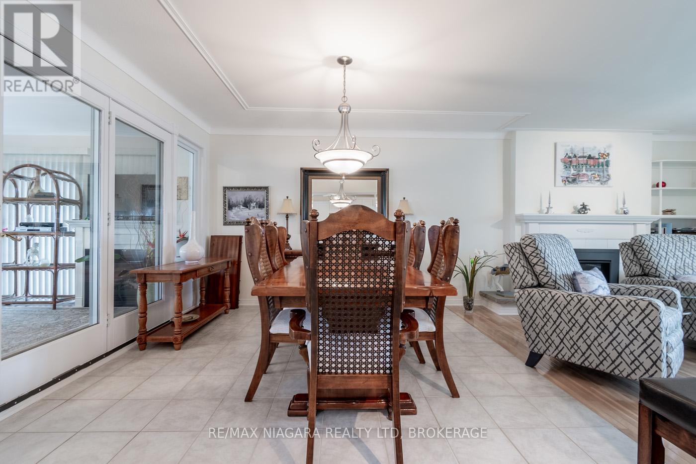 48 Lockview Crescent, St. Catharines, Ontario  L2M 2T3 - Photo 10 - X12193310