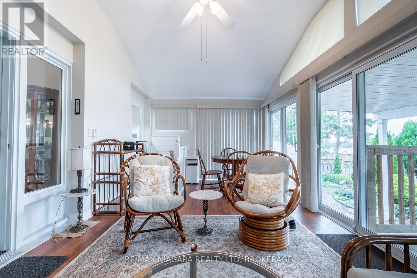 48 Lockview Crescent, St. Catharines, Ontario  L2M 2T3 - Photo 17 - X12193310