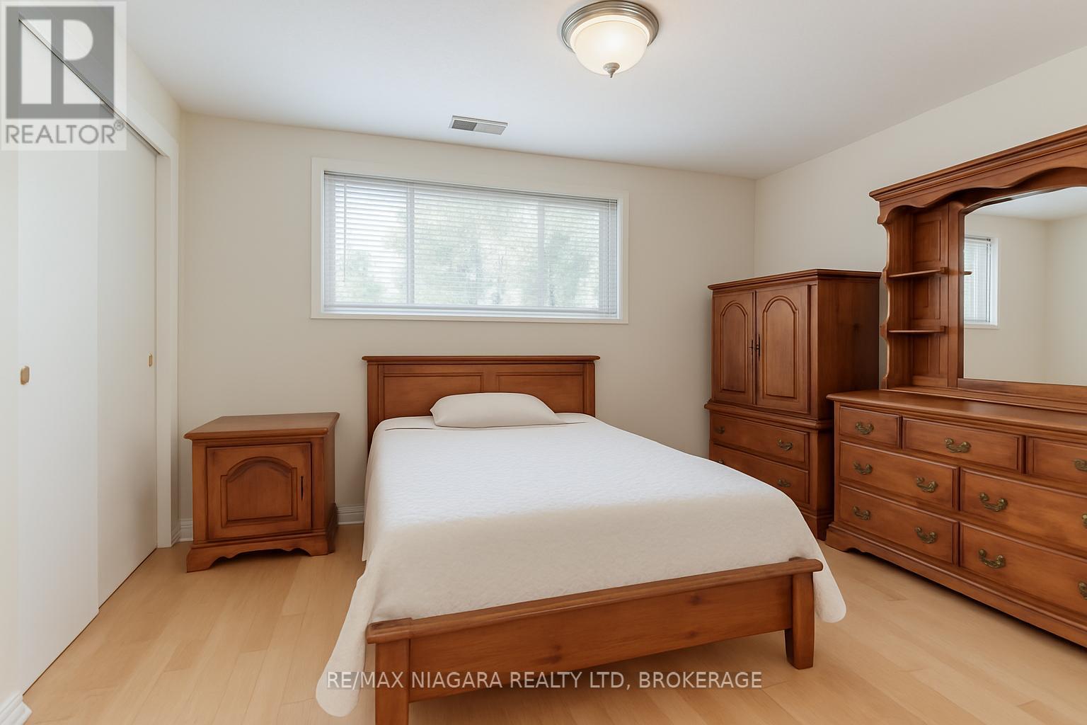 48 Lockview Crescent, St. Catharines, Ontario  L2M 2T3 - Photo 24 - X12193310