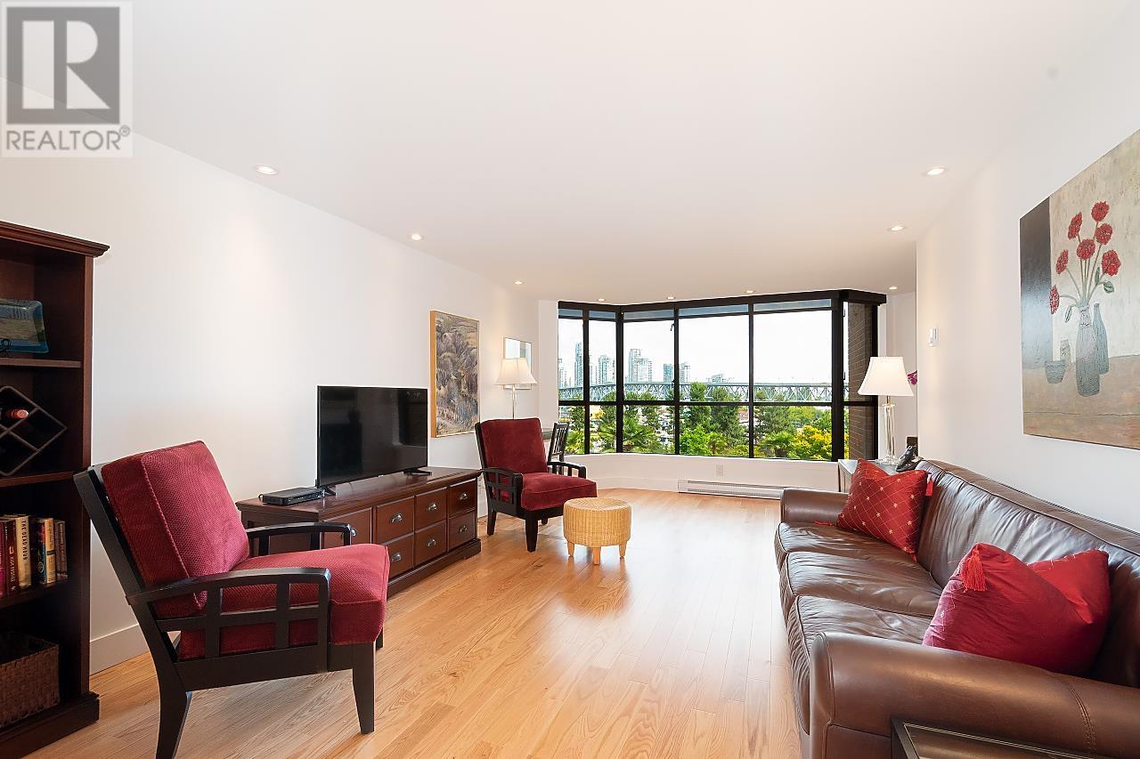 408 1470 PENNYFARTHING DRIVE, Vancouver real estate listing R3010653 for sale