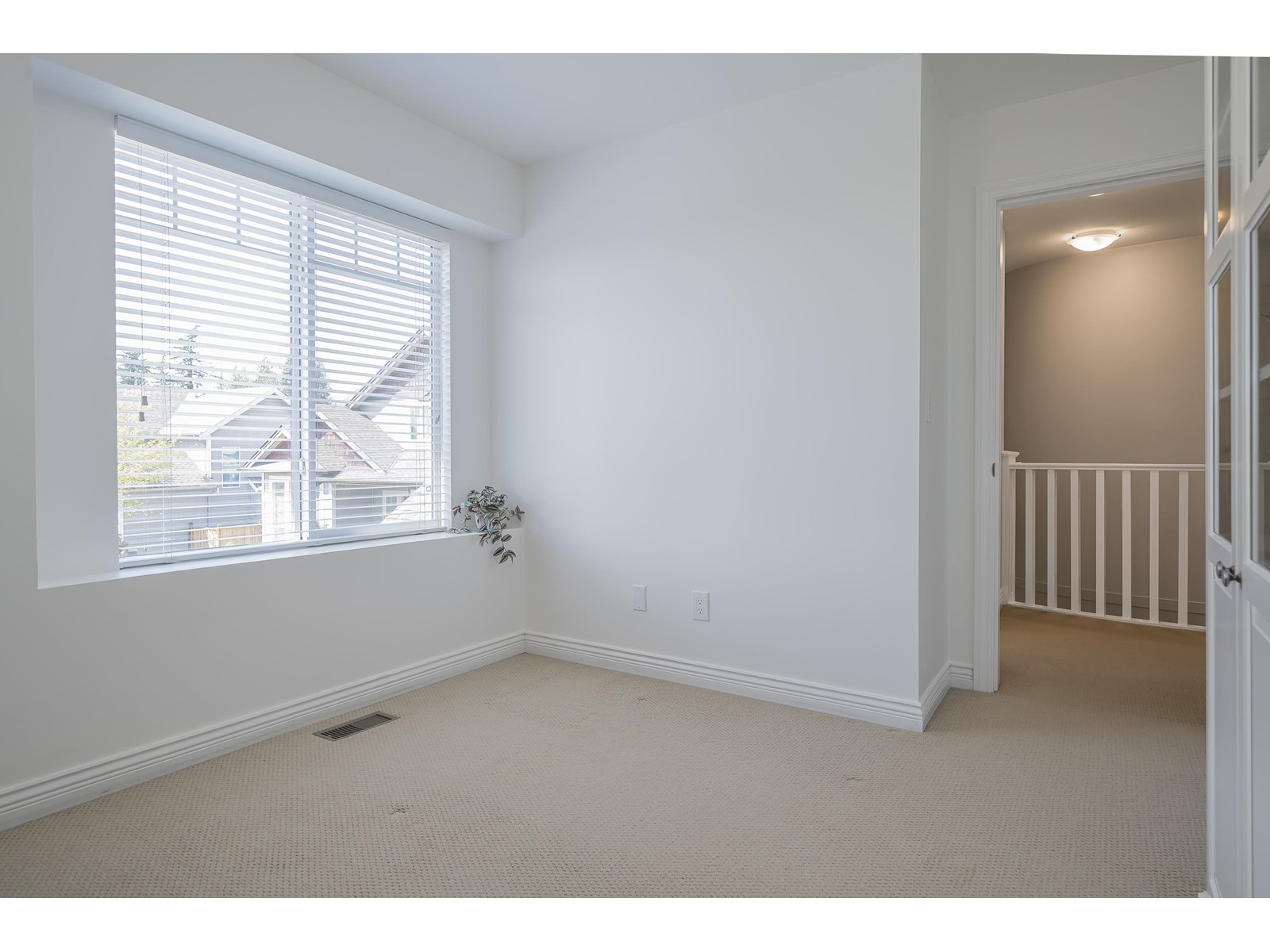 16477 59a Avenue, Surrey, British Columbia  V3S 6M6 - Photo 28 - R3010295