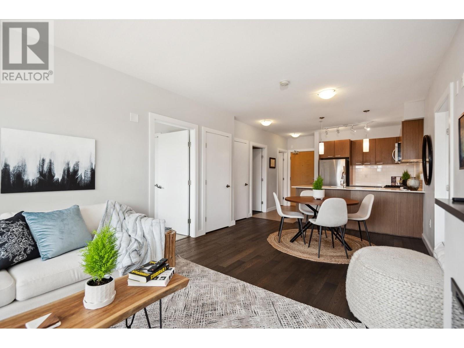 306 1330 Marine Drive, North Vancouver, British Columbia  V7P 1T4 - Photo 5 - R3010709