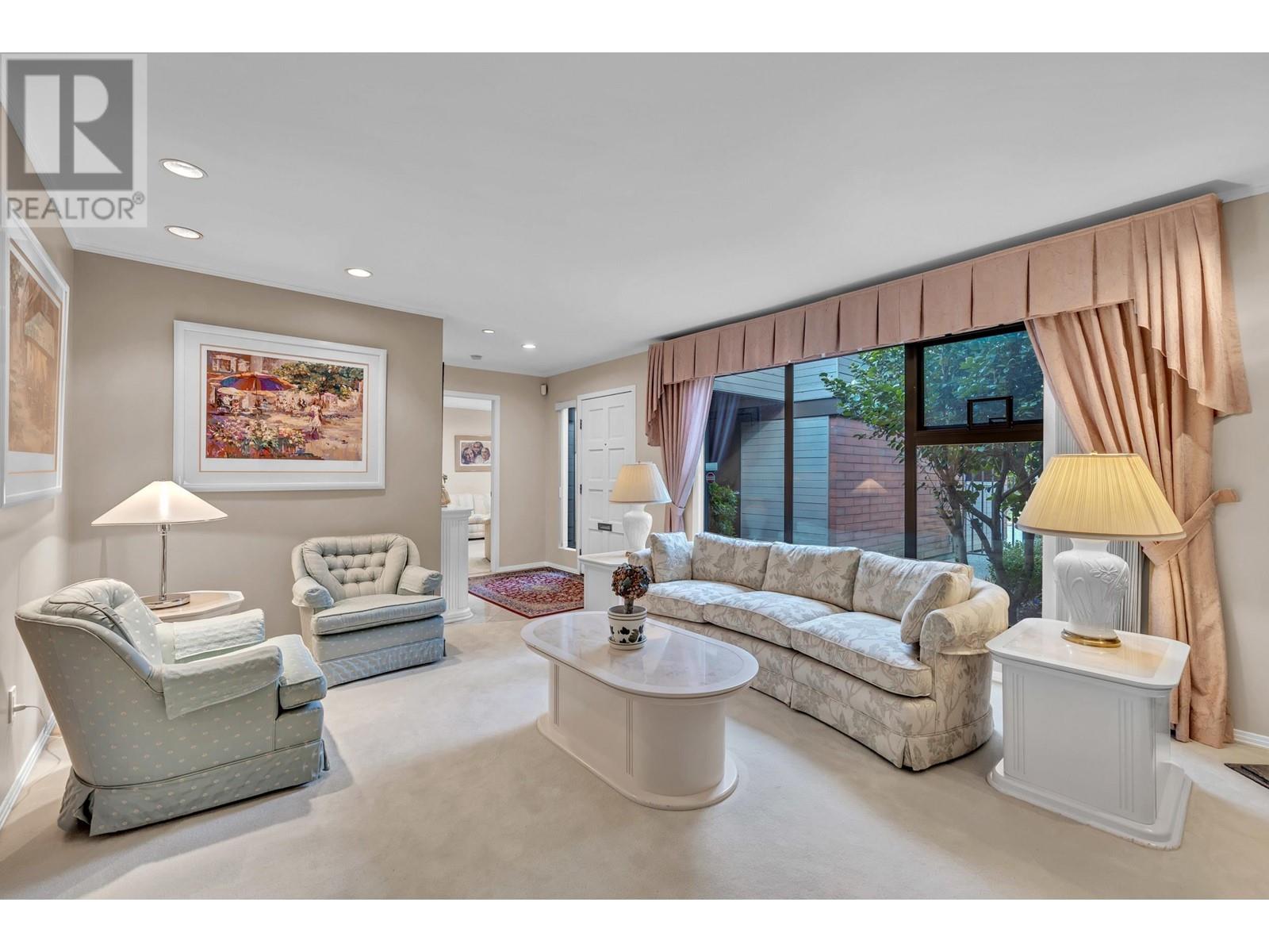 6554 Pinehurst Drive, Vancouver, British Columbia  V5X 4P1 - Photo 5 - R3010731