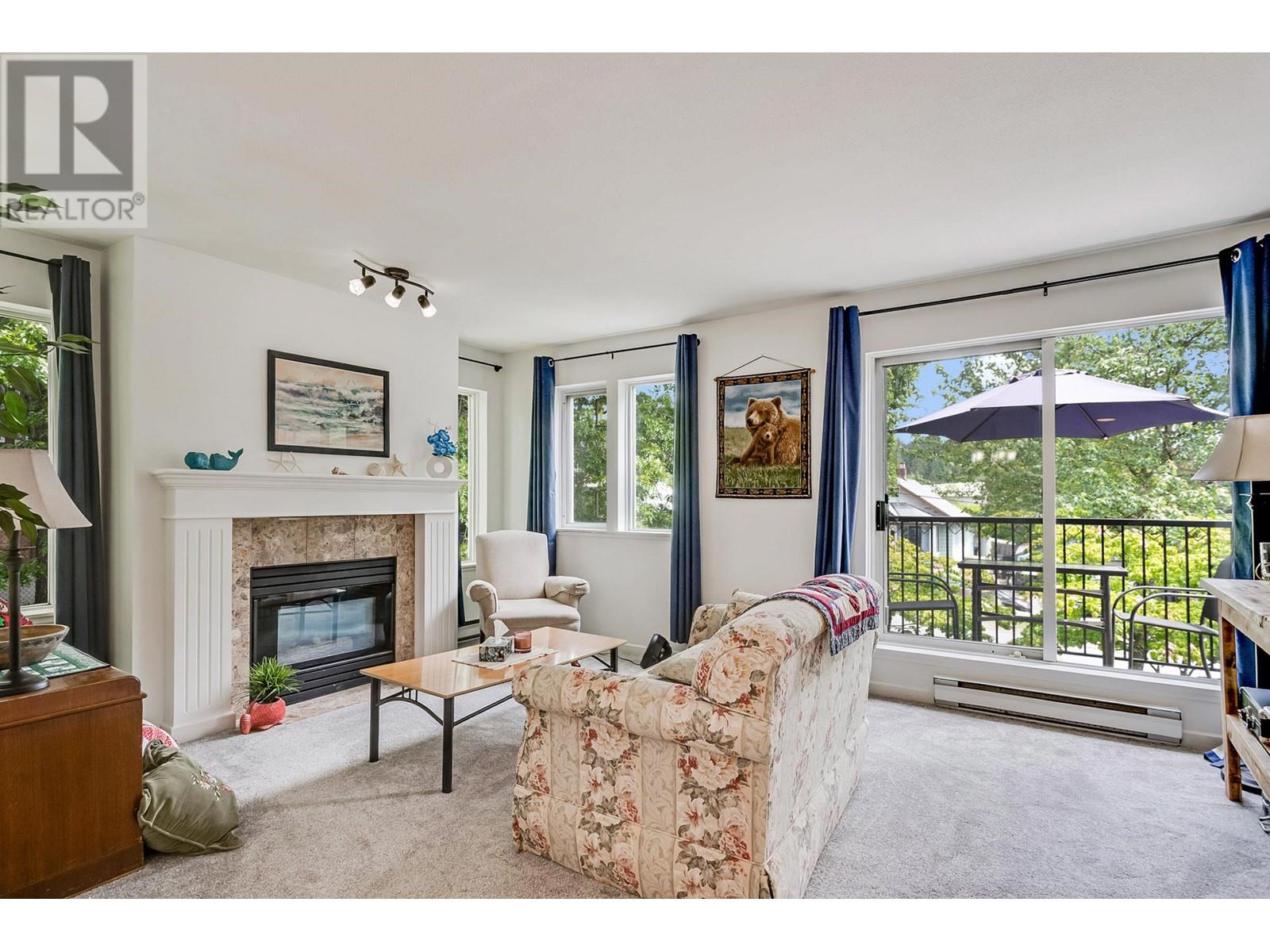 Property at 58 206 LAVAL STREET image 3