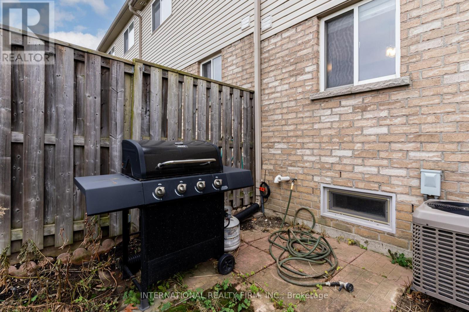 47 - 7 Southside Place, Hamilton (Mountview), Ontario  L9C 7W6 - Photo 32 - X12192959