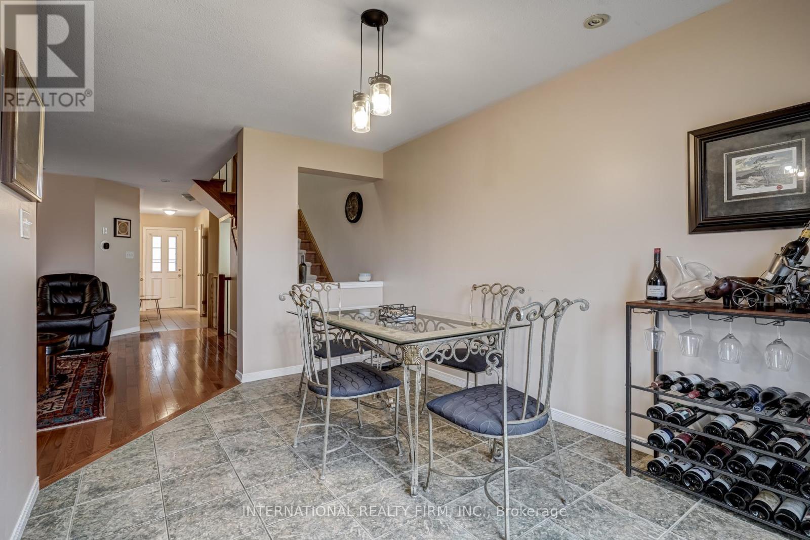 47 - 7 Southside Place, Hamilton (Mountview), Ontario  L9C 7W6 - Photo 12 - X12192959