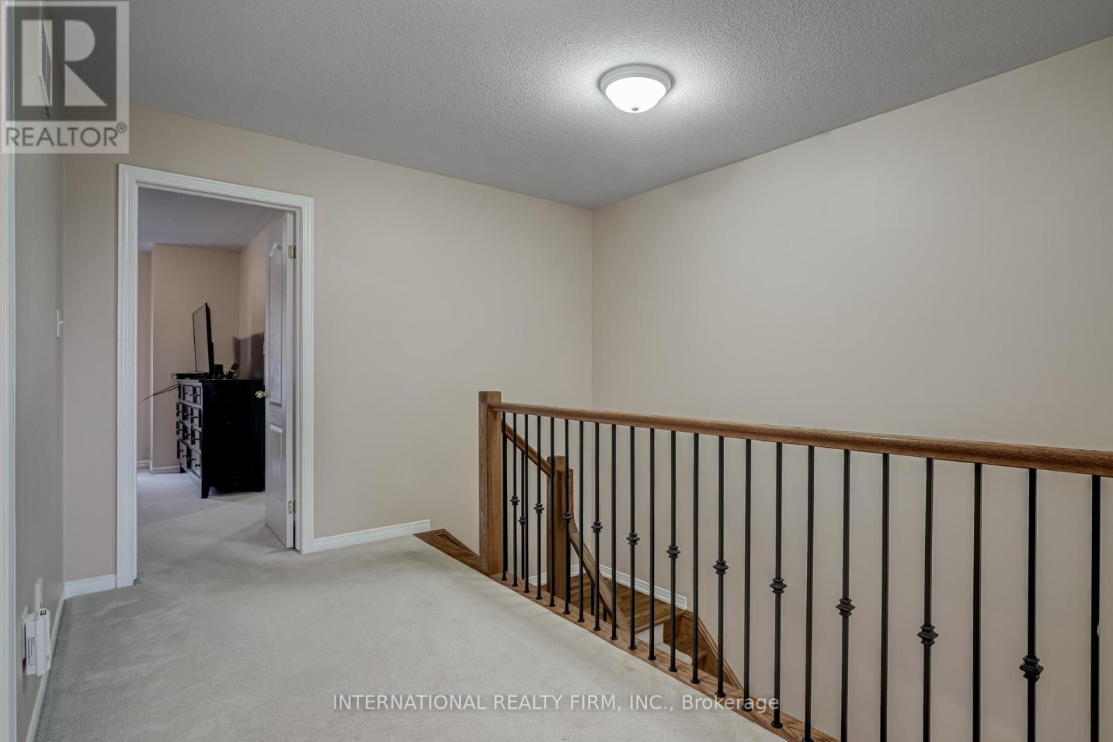 47 - 7 Southside Place, Hamilton (Mountview), Ontario  L9C 7W6 - Photo 16 - X12192959