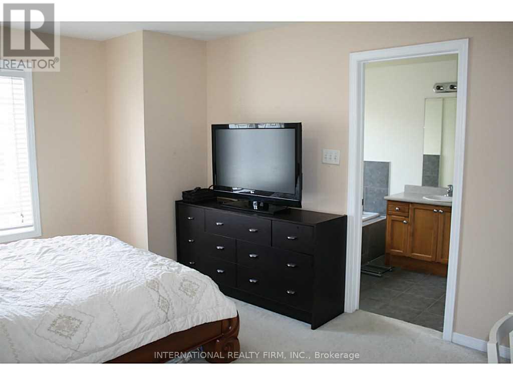 47 - 7 Southside Place, Hamilton (Mountview), Ontario  L9C 7W6 - Photo 19 - X12192959