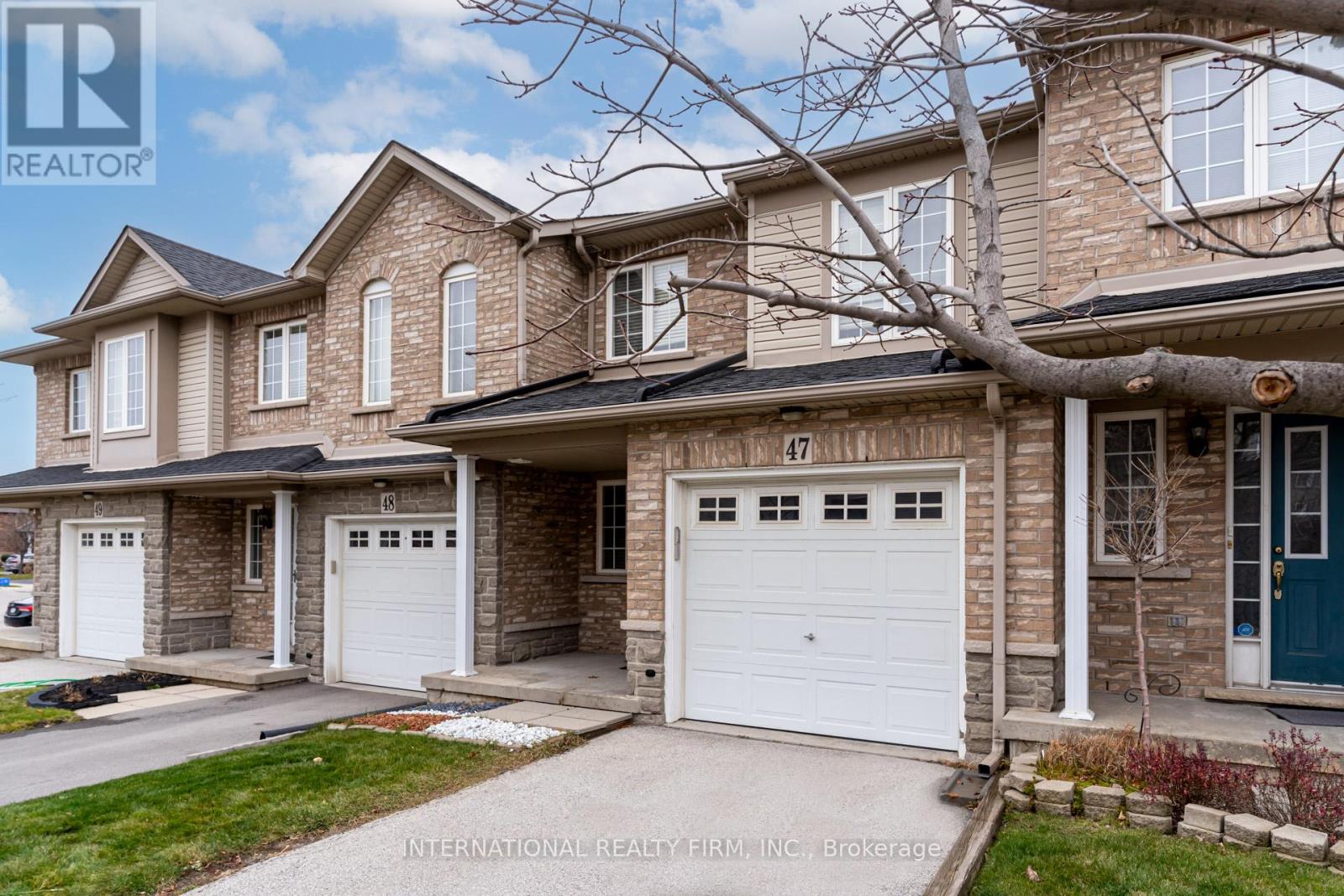 47 - 7 Southside Place, Hamilton (Mountview), Ontario  L9C 7W6 - Photo 3 - X12192959