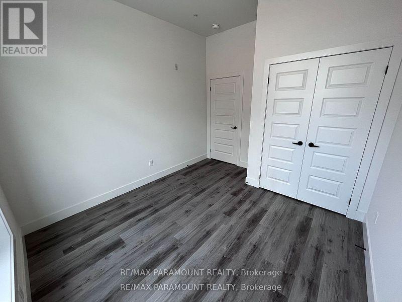 103 - 103 Roger Street, Waterloo, Ontario  N2J 0G2 - Photo 7 - X12192998