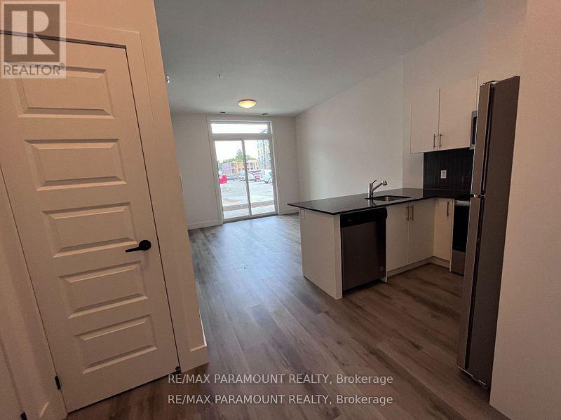 103 - 103 Roger Street, Waterloo, Ontario  N2J 0G2 - Photo 3 - X12192998