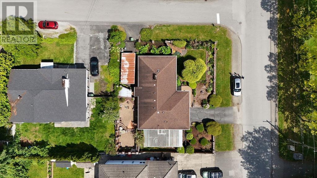 803 Edgar Avenue, Coquitlam, British Columbia  V3K 2J6 - Photo 29 - R3010725
