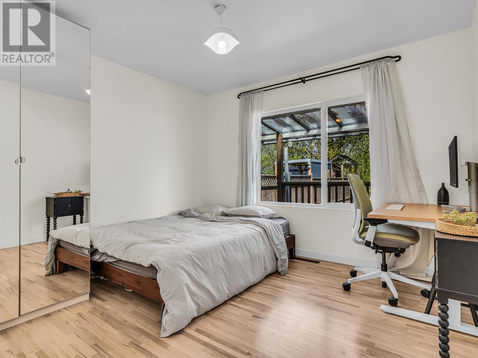 331 Holmes Street, New Westminster, British Columbia  V3L 4X7 - Photo 13 - R3010747