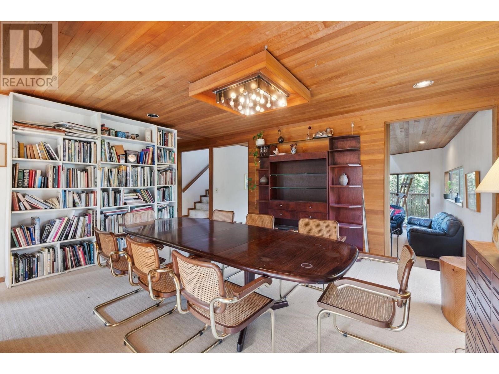 2240 Windridge Drive, North Vancouver, British Columbia  V7H 1B5 - Photo 5 - R3010753