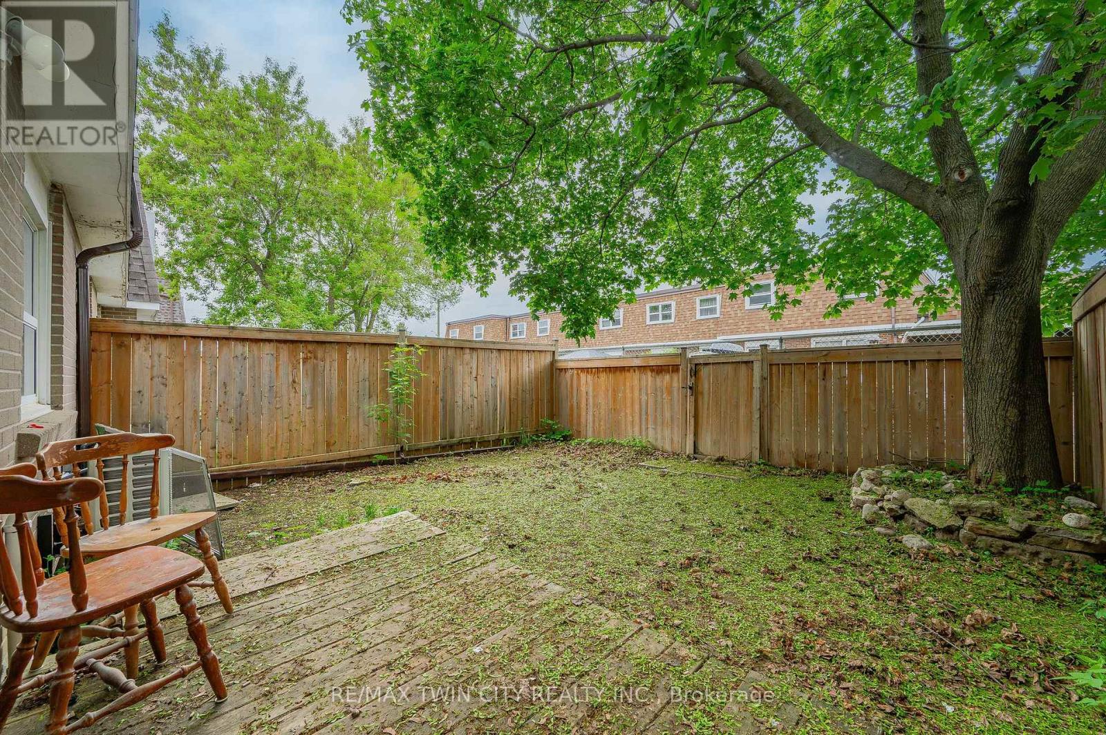 10 - 742 Walter Street, Cambridge, Ontario  N3H 4P3 - Photo 42 - X12193017
