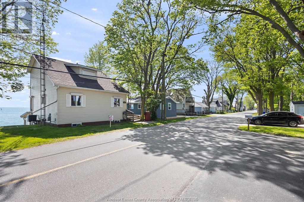 Property at 1030 POINT PELEE DRIVE image 2