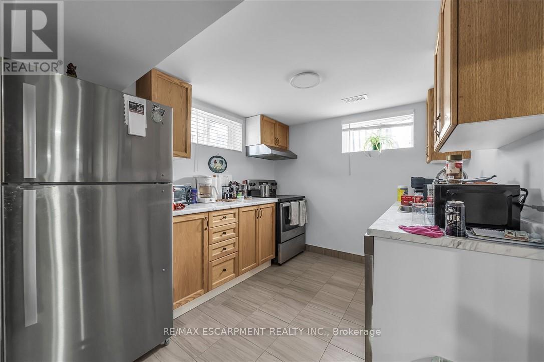8 Shynal Avenue, Hamilton, Ontario  L8H 6K1 - Photo 28 - X12193109