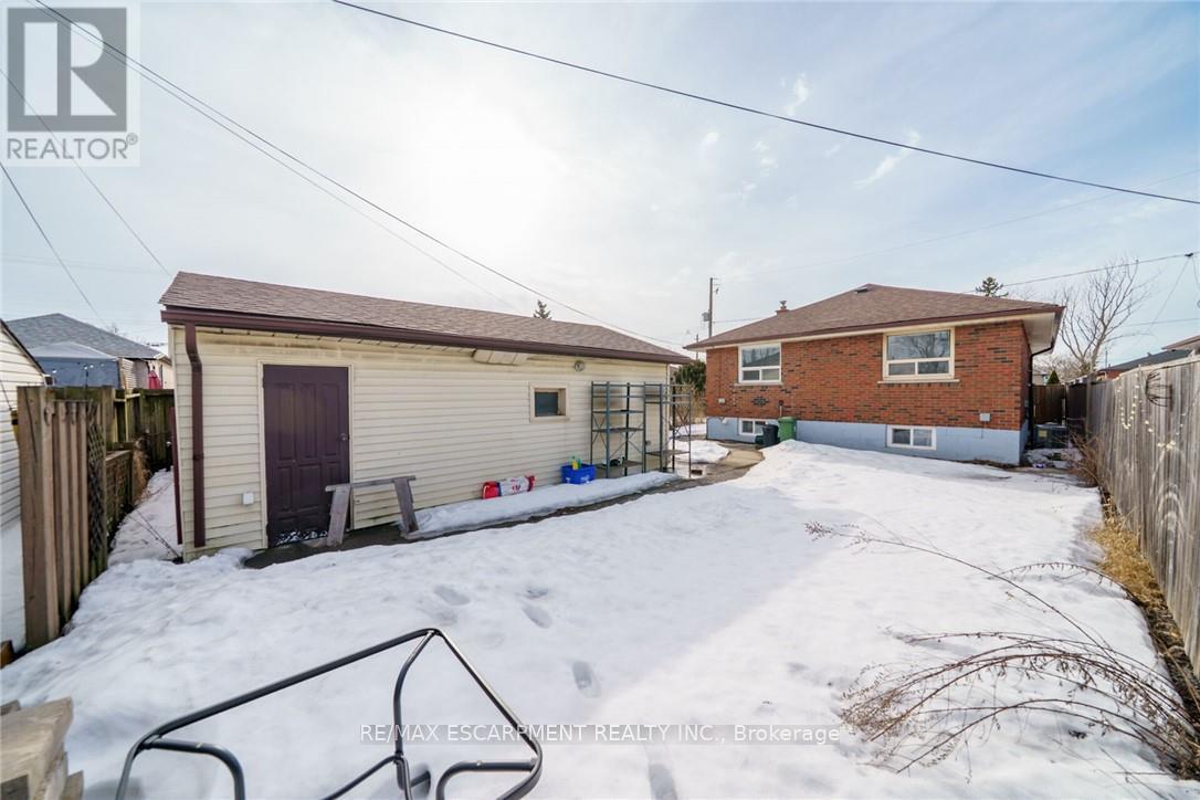 8 Shynal Avenue, Hamilton, Ontario  L8H 6K1 - Photo 46 - X12193109