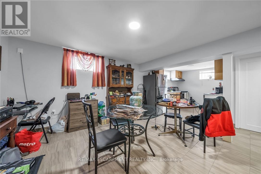 8 Shynal Avenue, Hamilton, Ontario  L8H 6K1 - Photo 36 - X12193109