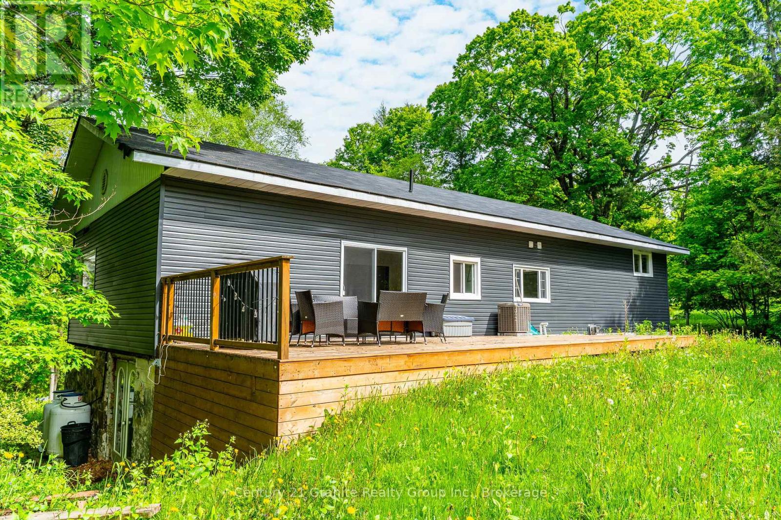 1630 Kashagawigamog Lake Road, Minden Hills, Ontario  K0M 2K0 - Photo 42 - X12193344