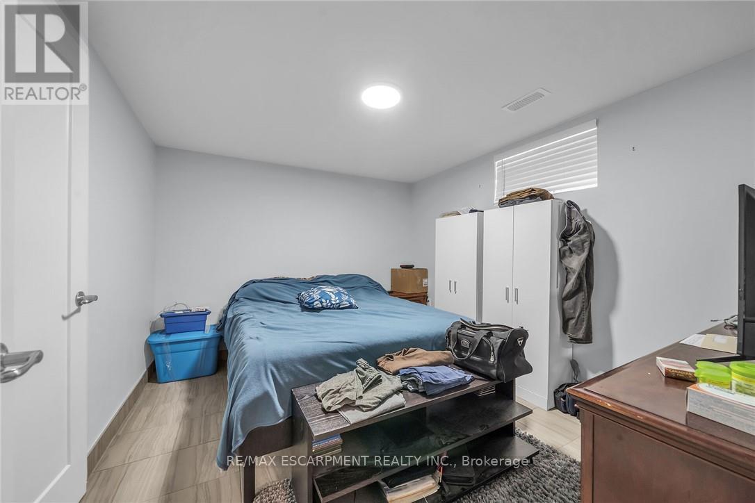 8 Shynal Avenue, Hamilton, Ontario  L8H 6K1 - Photo 32 - X12193109