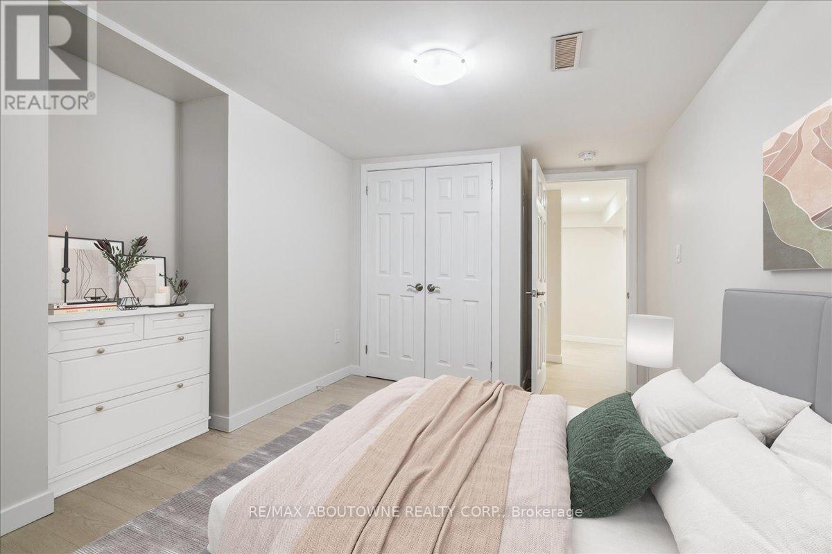 7 Dianne Drive, St. Catharines, Ontario  L2P 3R7 - Photo 18 - X12183838