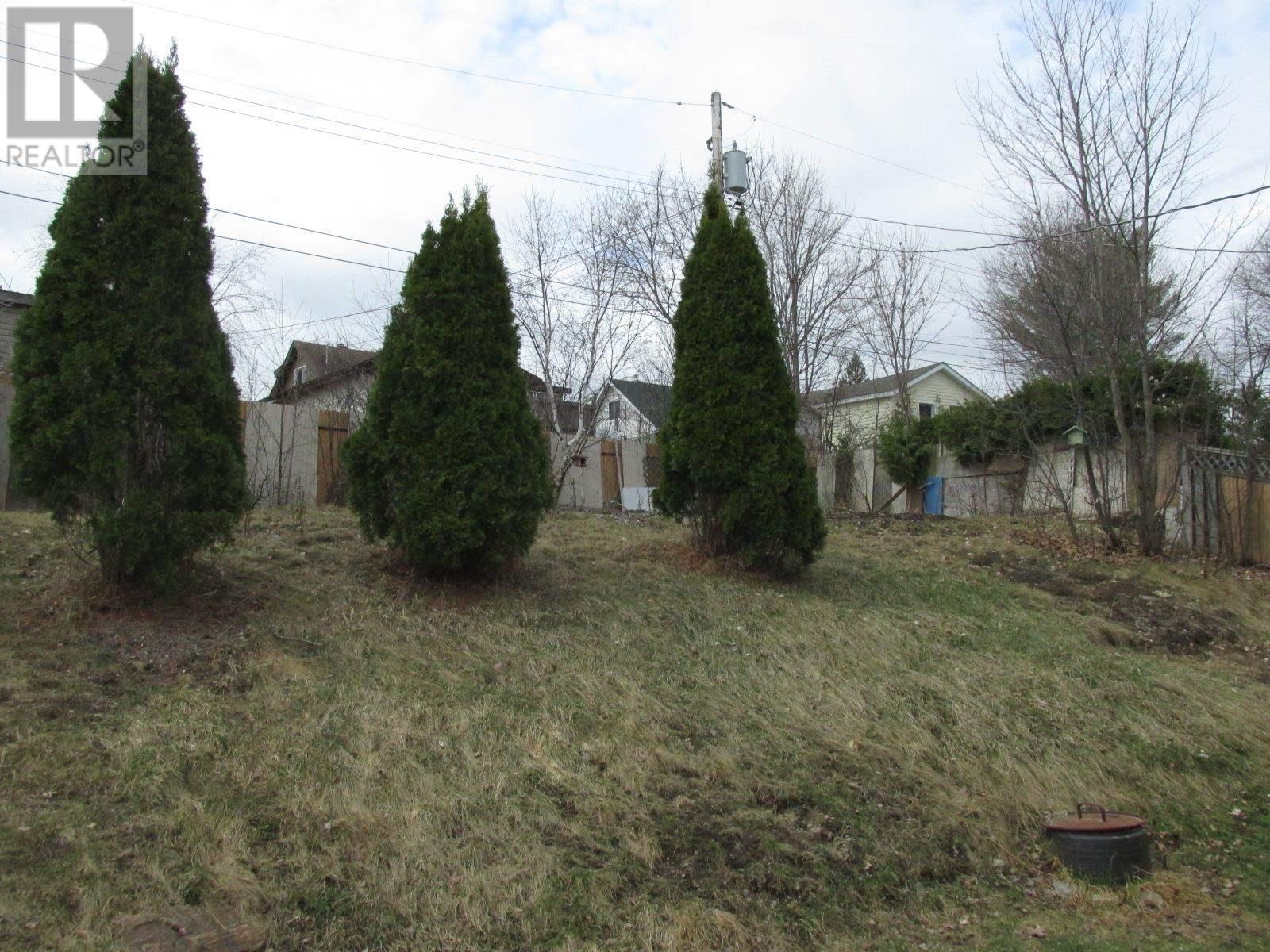 11 Birch Rd, Elliot Lake, Ontario  P5A 2C9 - Photo 29 - SM251391