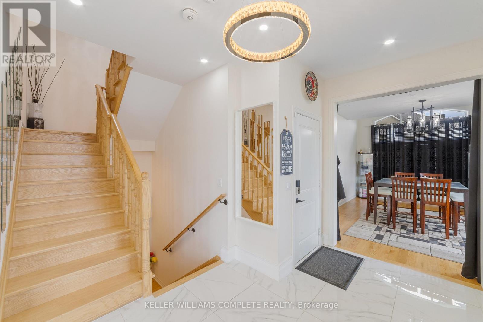 110 Robertson Road, Hamilton (Meadowlands), Ontario  L9K 0J7 - Photo 8 - X12193224