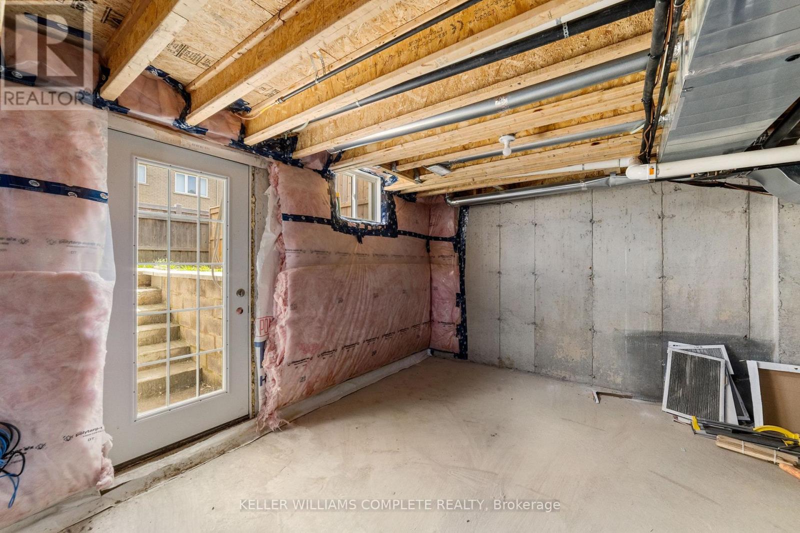 110 Robertson Road, Hamilton (Meadowlands), Ontario  L9K 0J7 - Photo 30 - X12193224