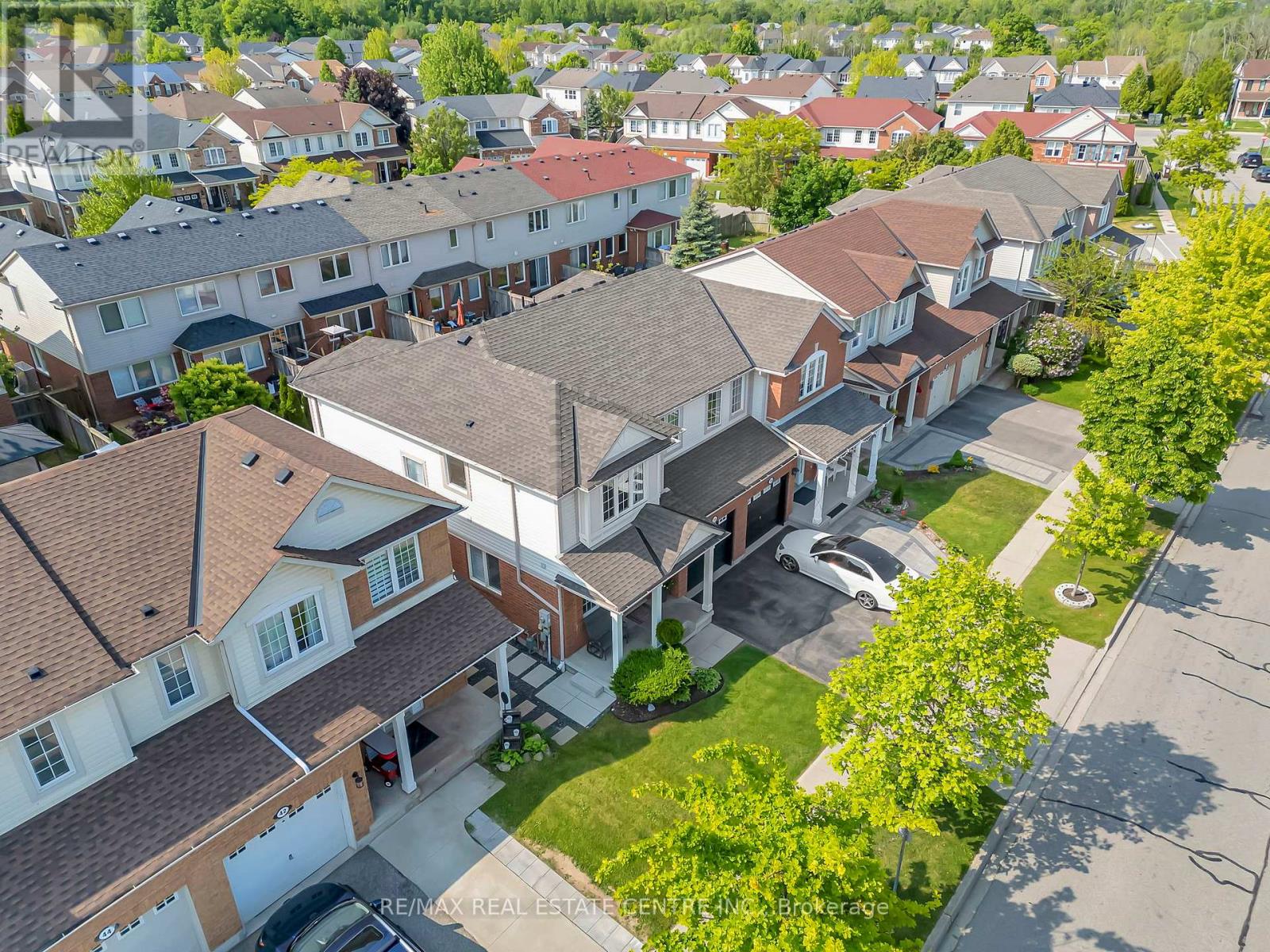38 Garth Massey Drive, Cambridge, Ontario  N1T 2H2 - Photo 45 - X12193242