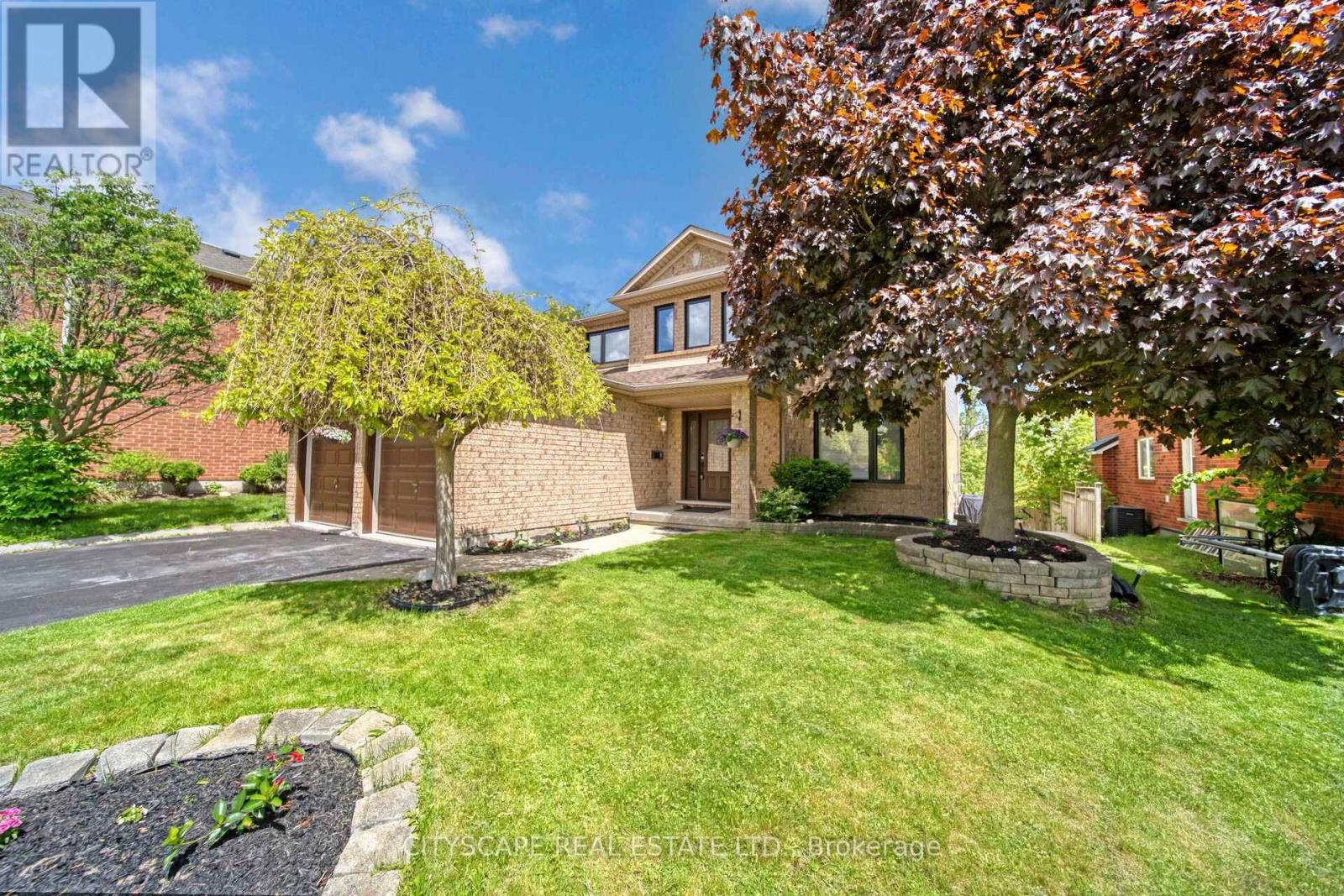 Property at 87 SPOONER CRESCENT image 4
