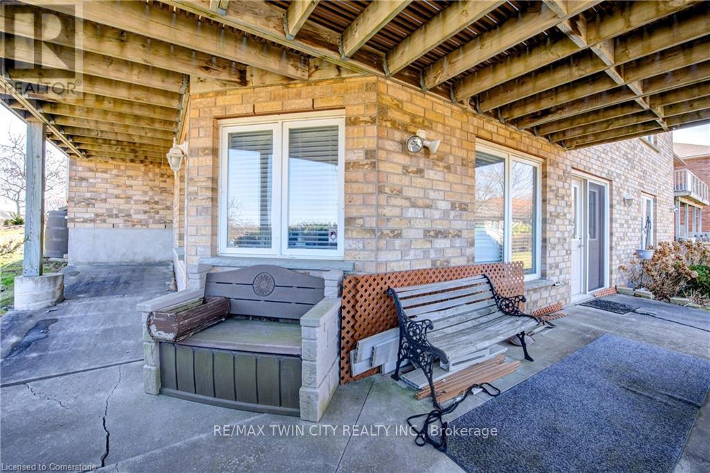 40 Devonshire Drive, Wilmot, Ontario  N3A 4J7 - Photo 34 - X12193280