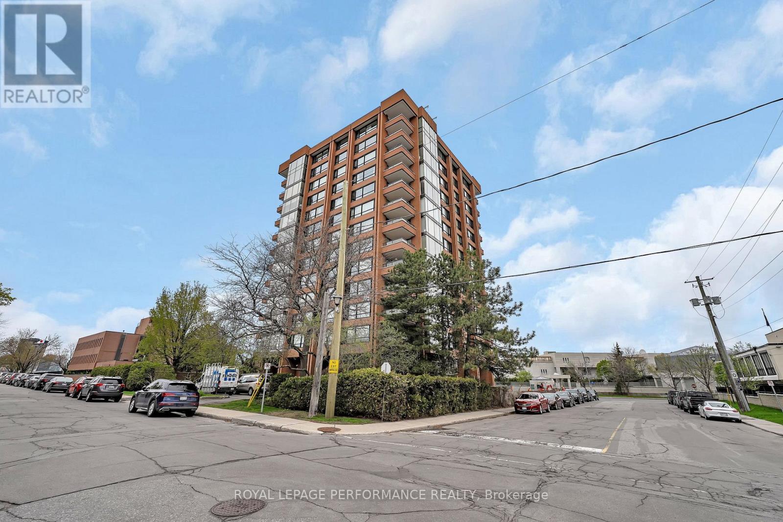 Property at 1204 - 40 BOTELER STREET image 2