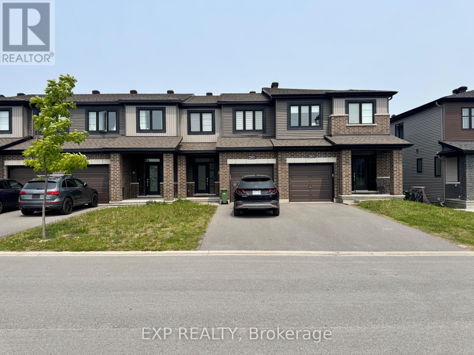 2063 CALTRA CRESCENT, Ottawa, Ontario