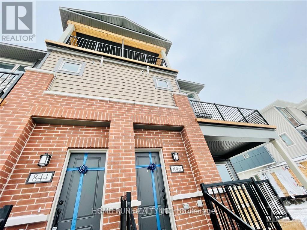 846 Atlas Terrace, Ottawa, Ontario  K2V 0S3 - Photo 1 - X12193448