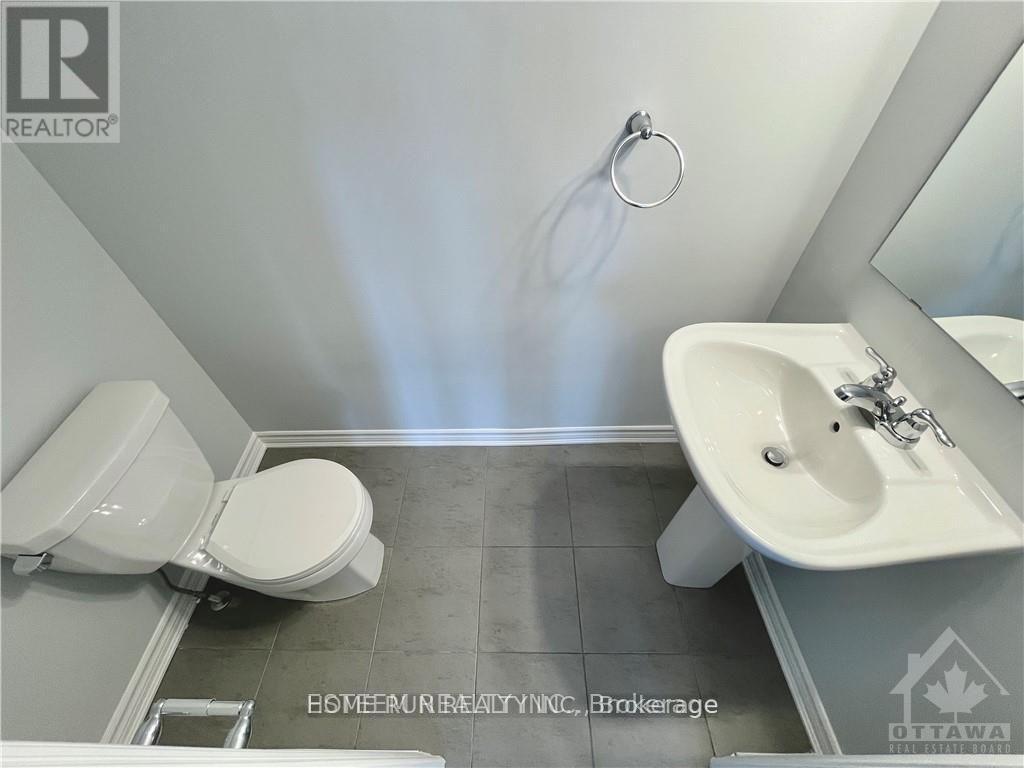 846 Atlas Terrace, Ottawa, Ontario  K2V 0S3 - Photo 8 - X12193448