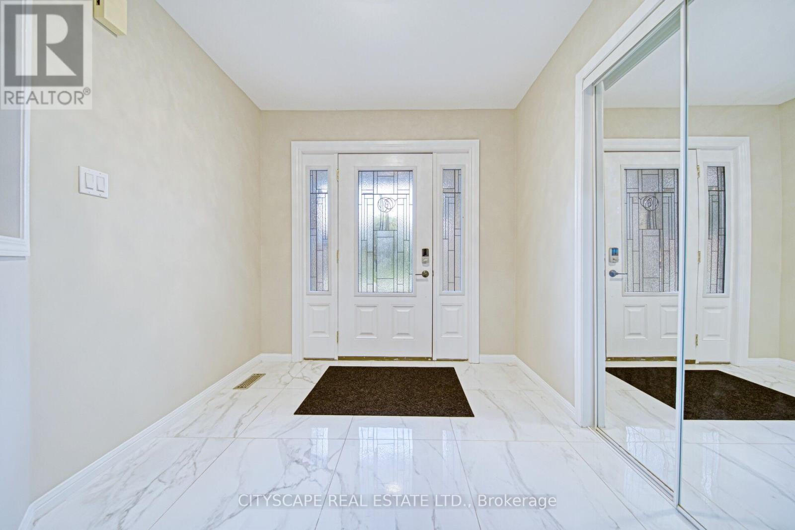 Property at 87 SPOONER CRESCENT image 5