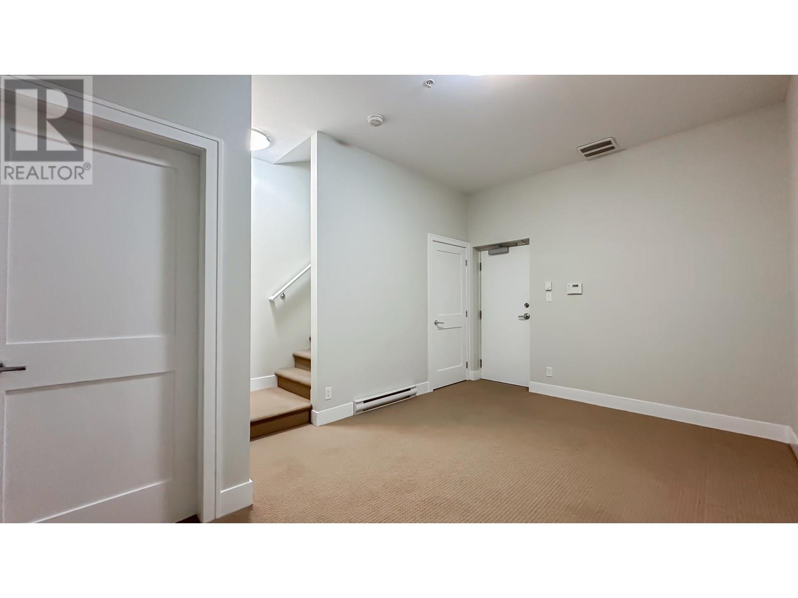 Listing Picture 36 of 36 : 1461 TILNEY MEWS, Vancouver / 溫哥華 - 魯藝地產 Yvonne Lu Group - MLS Medallion Club Member