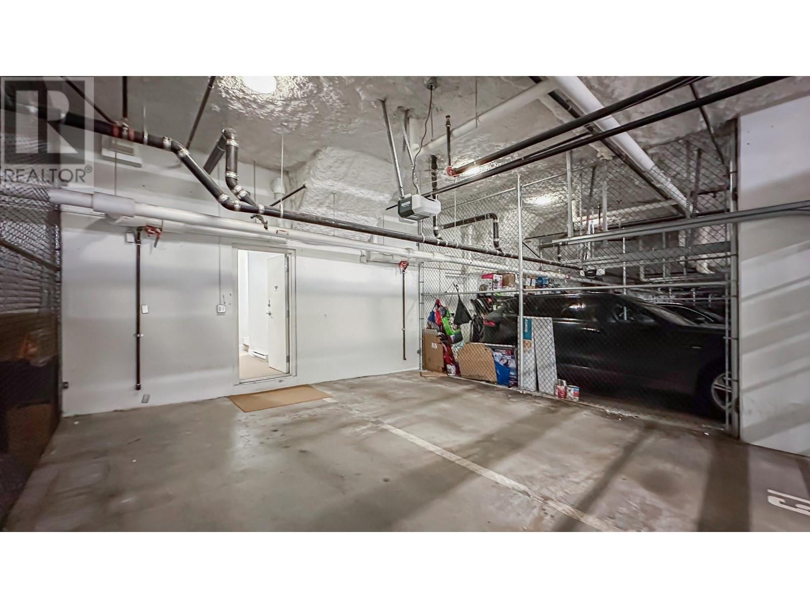 Listing Picture 35 of 36 : 1461 TILNEY MEWS, Vancouver / 溫哥華 - 魯藝地產 Yvonne Lu Group - MLS Medallion Club Member