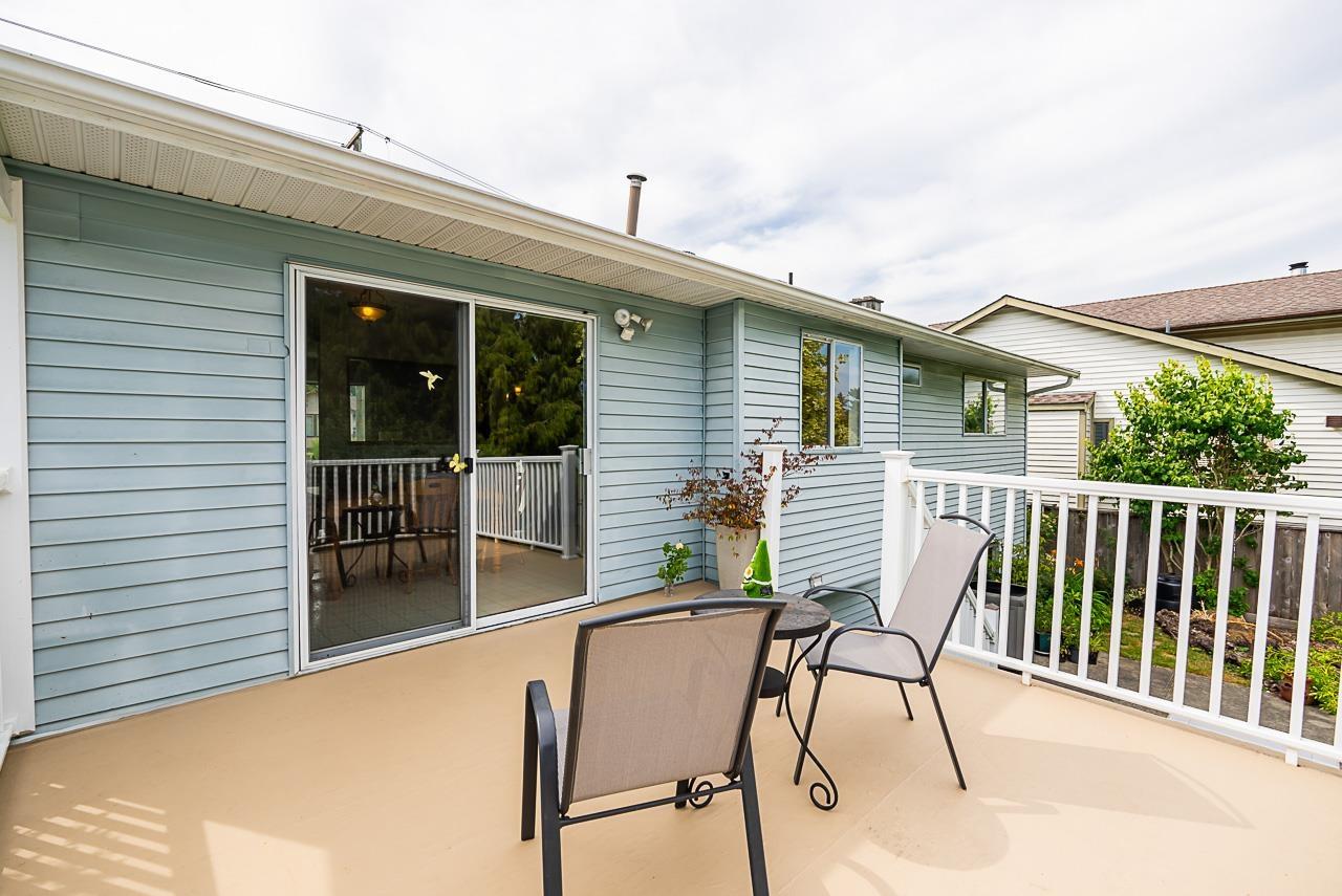 9328 213 Street, Langley, British Columbia  V1M 1P6 - Photo 27 - R3009776
